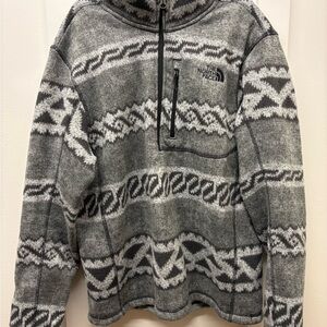 The North Face Men's Black and Gray Zip-Up Pullover